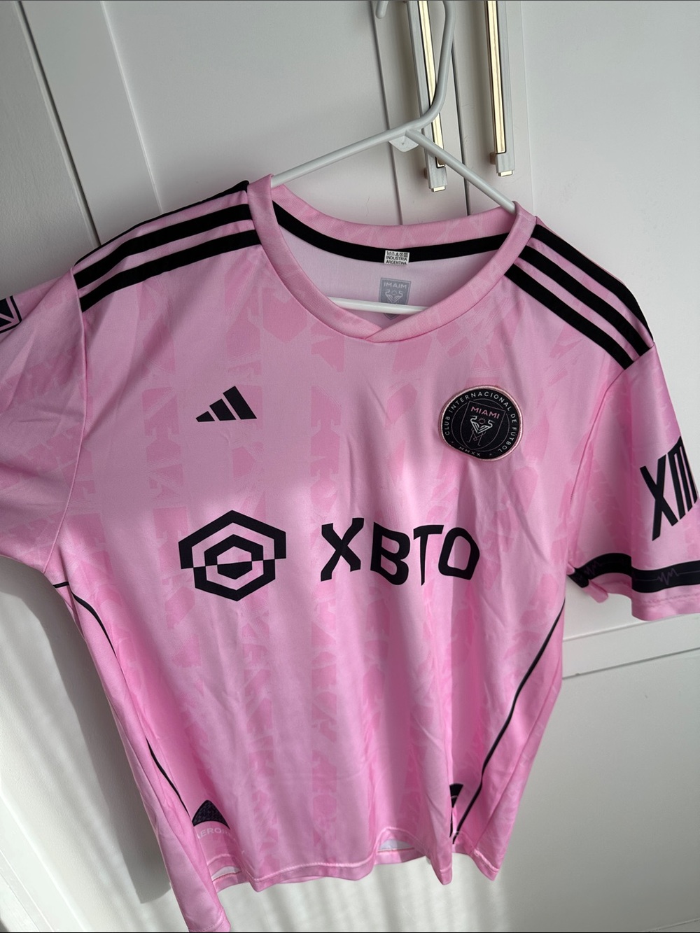 Adidas Messi Pink Inter Miami CF Training Jersey - Xbto Sponsor